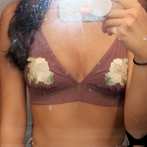 ๐NWOT HOLLISTER BROWN FLOWER BRA XS - Picture 3 of 3
